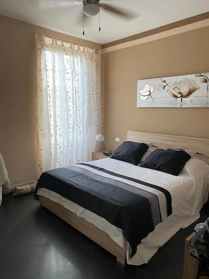 Maison De Vacances Avec Grande Terrasse Ombragee Villa Imperia